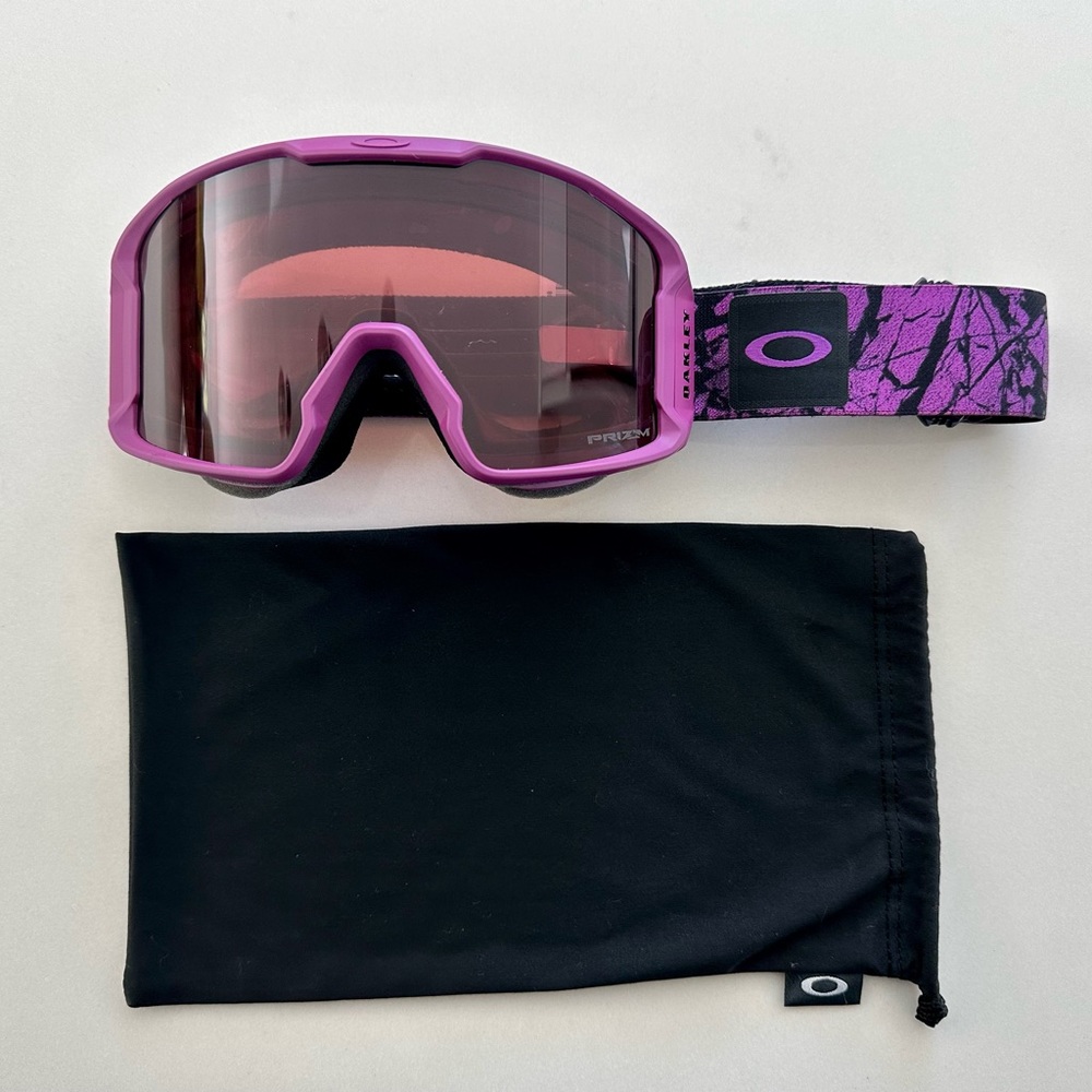 *SOLD* NWT Oakley Line Miner M Snow Goggles Ultra Purple Crystal